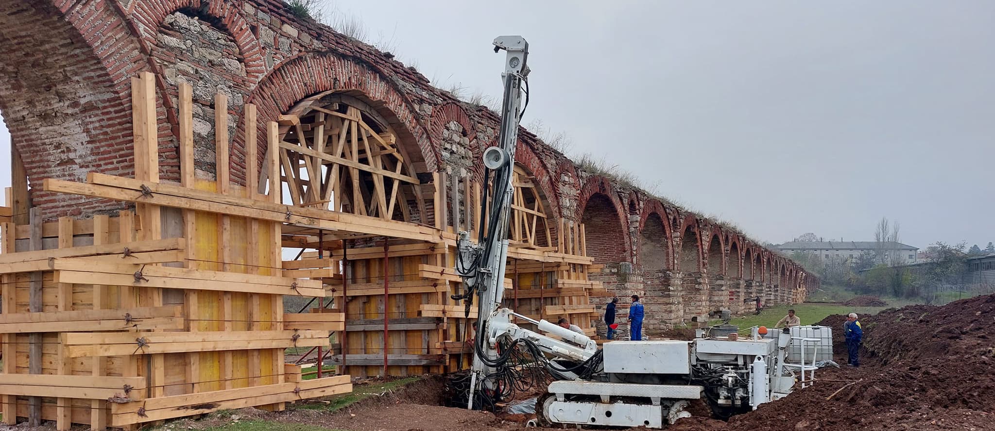 Заштита на културното наследство "Аквадукт"  во Скопје