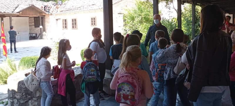 Едукација на најмладата генерација  "Час по историја"