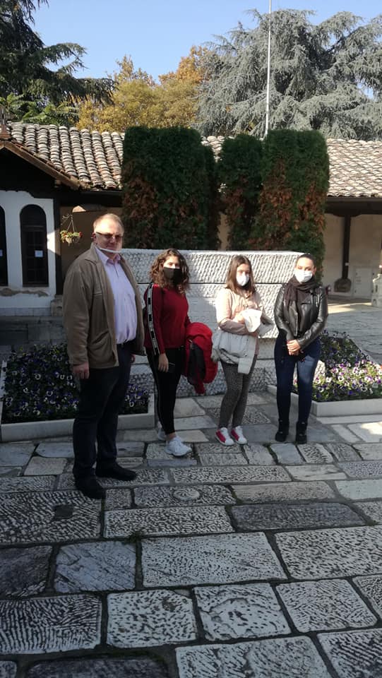 Под мотото  ,,Обединети во слободата''  го славиме  8  Септември