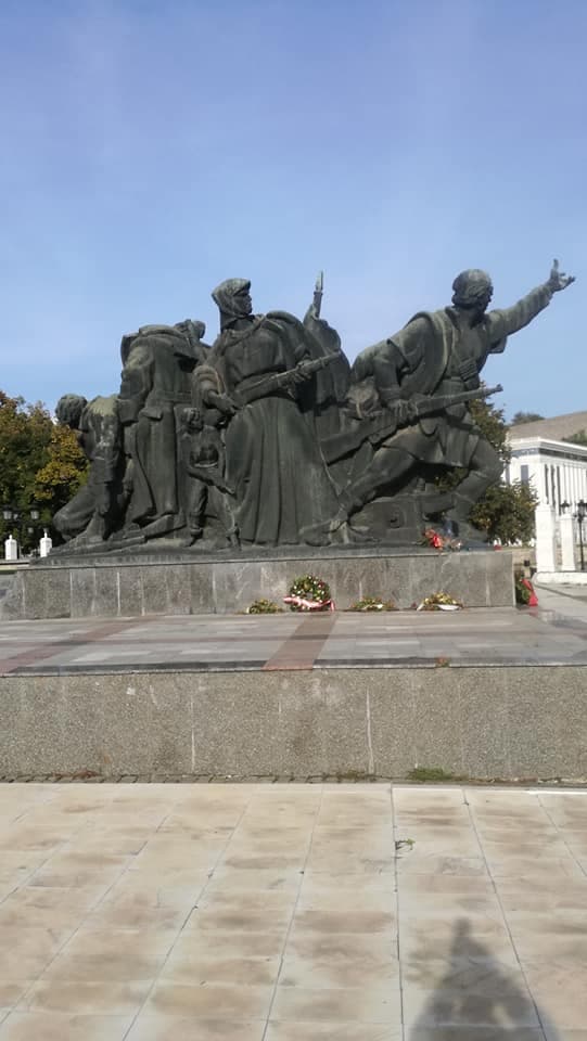 Меморијален споменик " Споменик на паднатите борци - улица Илинденска"